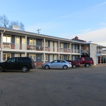 Midtown Western Inn - Kearney Exteriör bild
